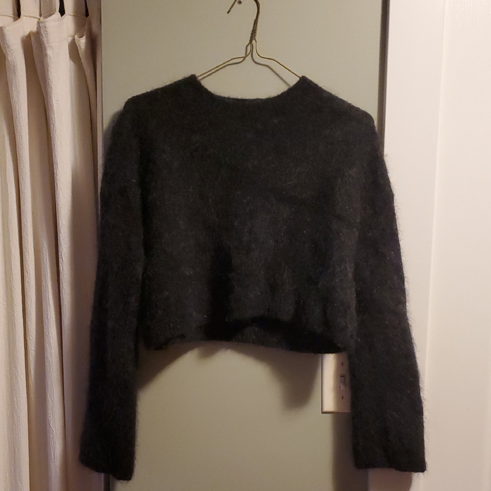 Babaton Crop Sweater